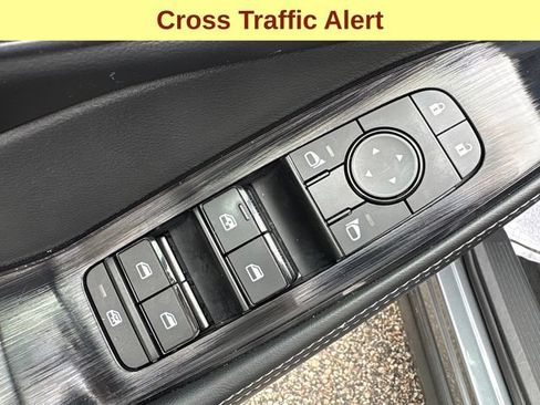 Used 2023 Nissan Rogue SV w/ SV Premium B Package AWD/4WD image 11