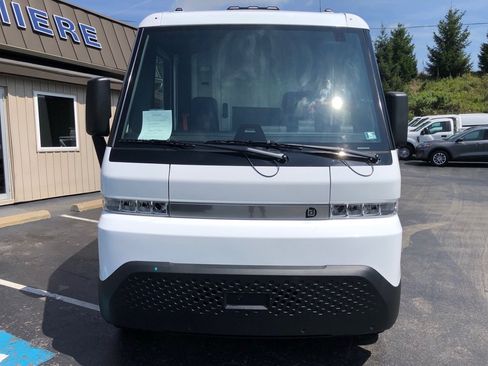 Used 2023 Chevrolet Brightdrop 600 w/ Active Safety Package 2 AWD/4WD image 10