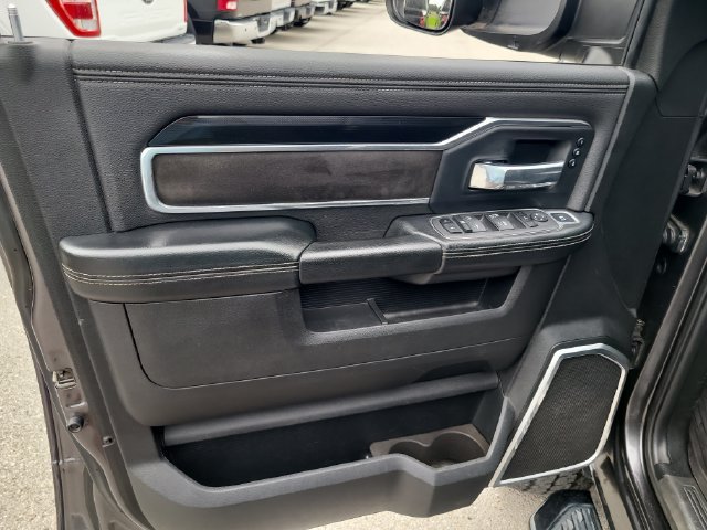 Used 2022 RAM 3500 Laramie w/ Night Edition AWD/4WD image 18