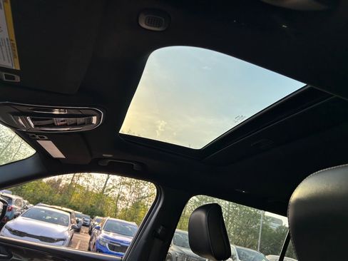 Used 2023 Jeep Grand Cherokee L Laredo image 23