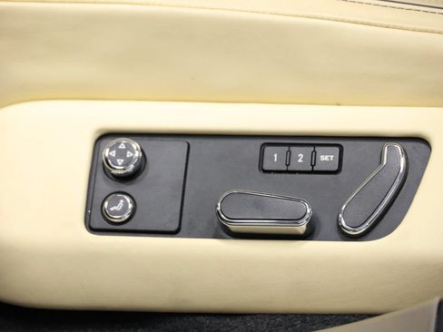 Used 2015 Bentley Flying Spur V8 AWD/4WD image 47