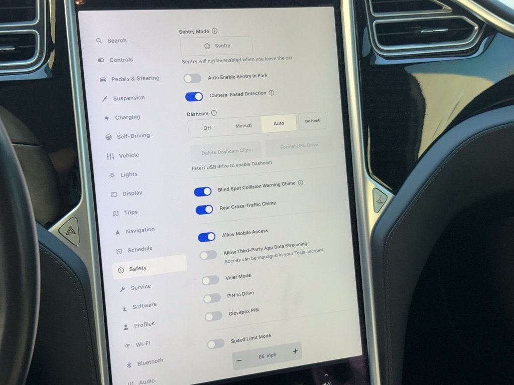 Used 2018 Tesla Model S 75D AWD/4WD image 18