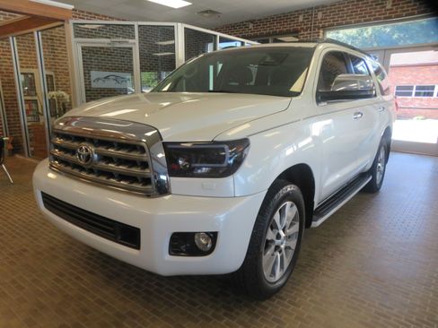 Used 2012 Toyota Sequoia Platinum AWD/4WD image 1