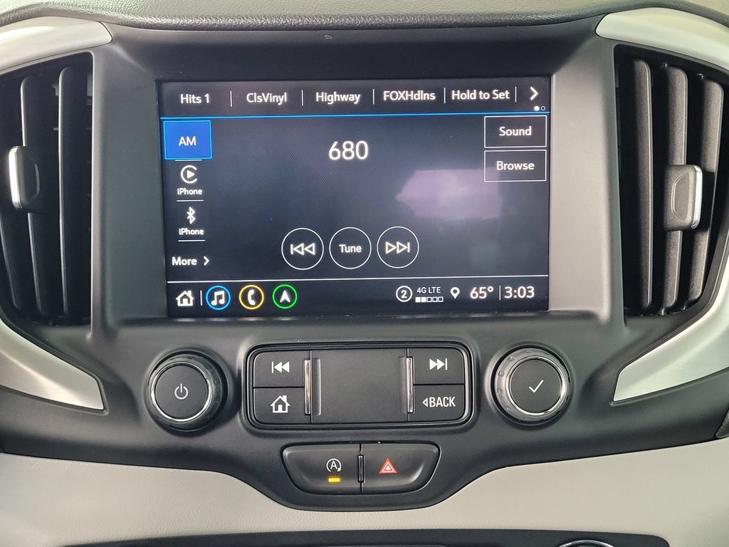 Used 2022 GMC Terrain SLT w/ Infotainment Package II AWD/4WD image 11