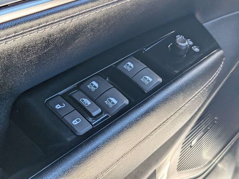 Used 2024 Jeep Wagoneer Series II AWD/4WD image 29