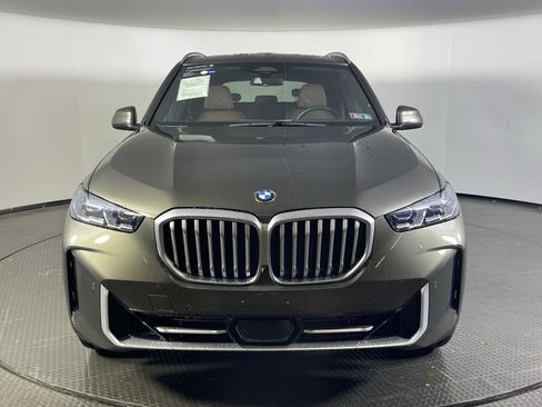 Used 2025 BMW X5 xDrive40i AWD/4WD image 2