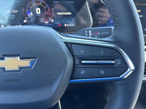 New 2026 Chevrolet Equinox LT w/ Convenience Package II image 13