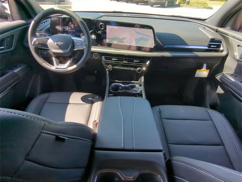 New 2026 Chevrolet Traverse LT w/ Sun and Wheel Package image 21