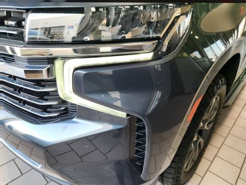 Used 2021 Chevrolet Tahoe LT w/ LT Signature Package RWD image 6