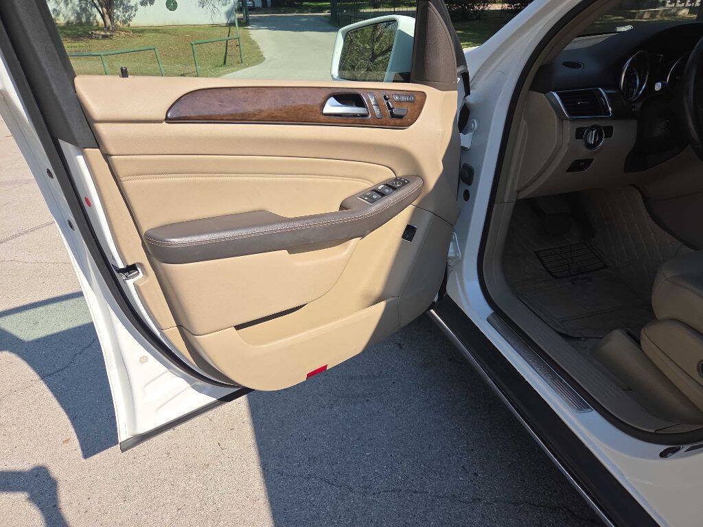 Used 2015 Mercedes-Benz ML 350 4MATIC image 14