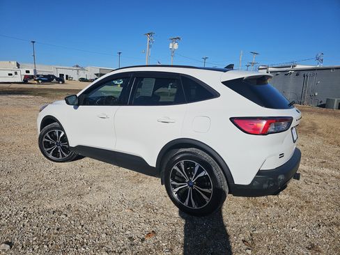 Used 2021 Ford Escape SEL w/ SEL Stealth AWD Package image 7