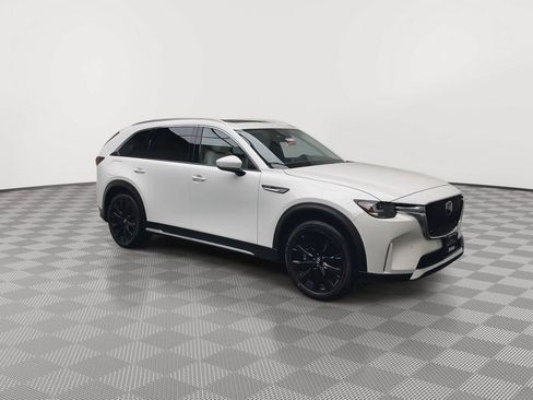 Used 2024 MAZDA CX-90 Plug-In Hybrid w/ Premium Plus AWD/4WD image 31