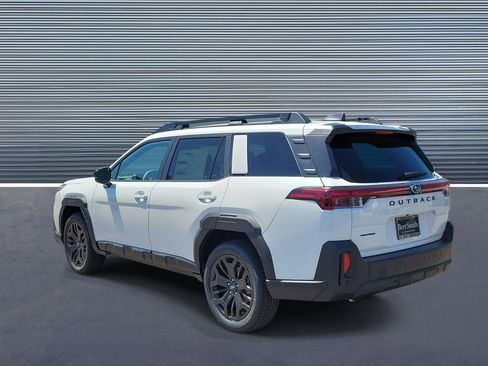 New 2026 Subaru Outback Limited XT image 4