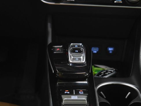 Used 2021 Hyundai Sonata Limited FWD image 17