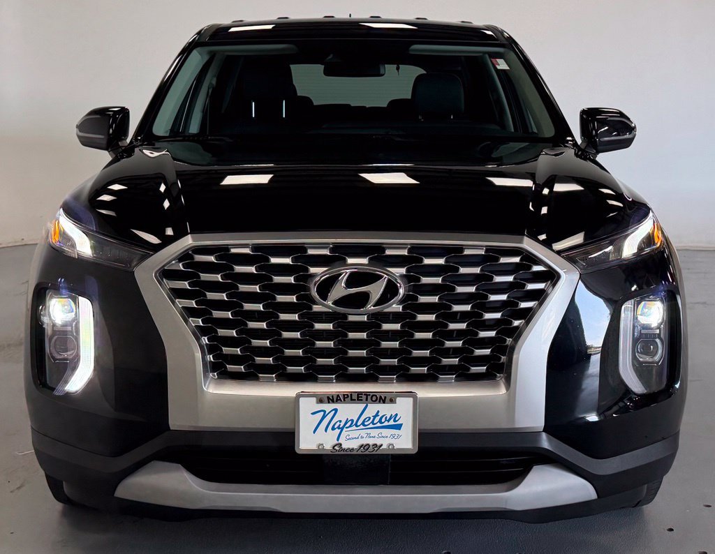 Certified 2022 Hyundai Palisade SE w/ Cargo Package AWD/4WD image 7