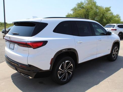 New 2026 Buick Enclave Sport Touring w/ Power Package image 5