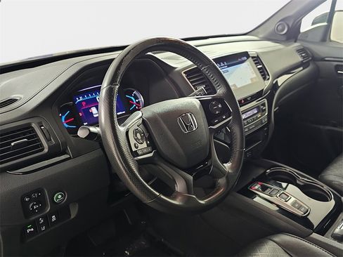 Used 2019 Honda Passport Touring image 19