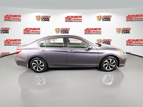 Used 2017 Honda Accord EX-L image 17