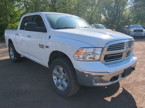 Used 2017 RAM 1500 Big Horn AWD/4WD image 2