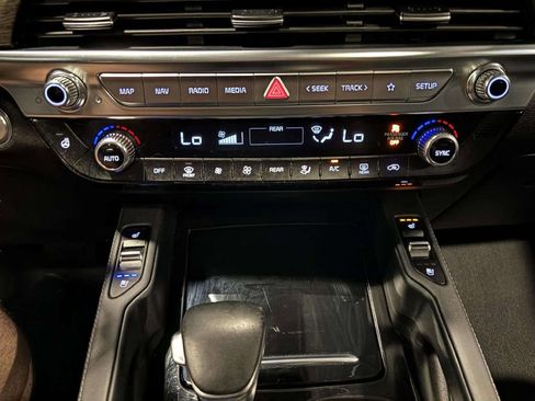 Used 2020 Kia Telluride EX image 37