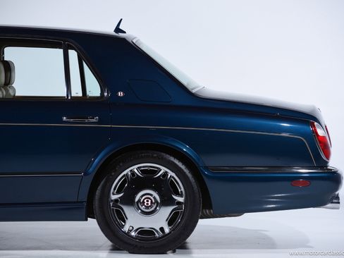Used 2009 Bentley Arnage R image 23