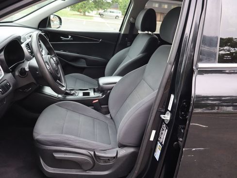Used 2016 Kia Sorento LX AWD/4WD image 19