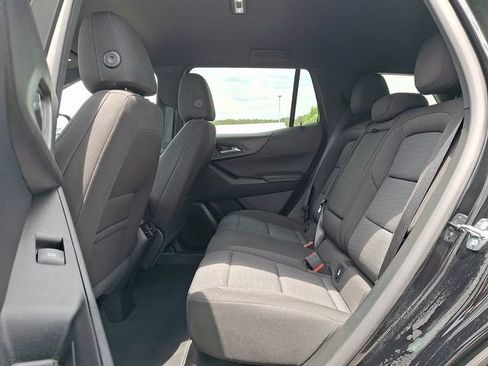 Used 2026 Chevrolet Equinox LT FWD image 10