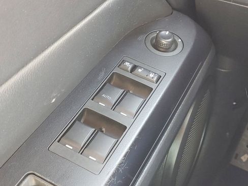 Used 2016 Jeep Compass Sport w/ Power Value Group FWD image 13