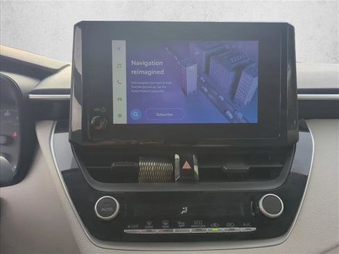 Used 2023 Toyota Corolla LE image 11