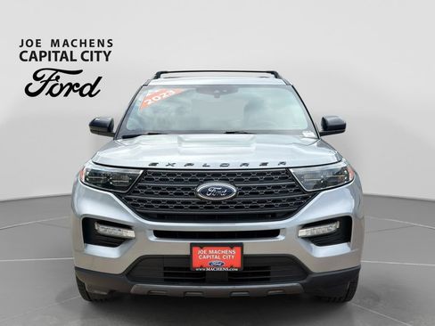 Used 2023 Ford Explorer XLT w/ Equipment Group 202A AWD/4WD image 10