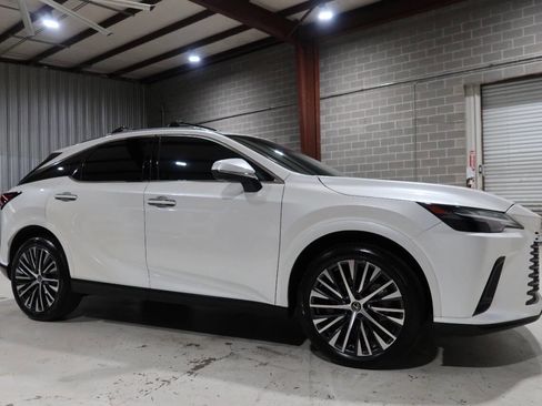 Used 2024 Lexus RX 350 Premium w/ Accessory Package (Z1) FWD image 7