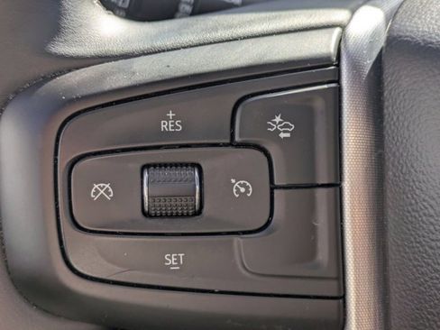 Used 2024 GMC Yukon SLT image 21