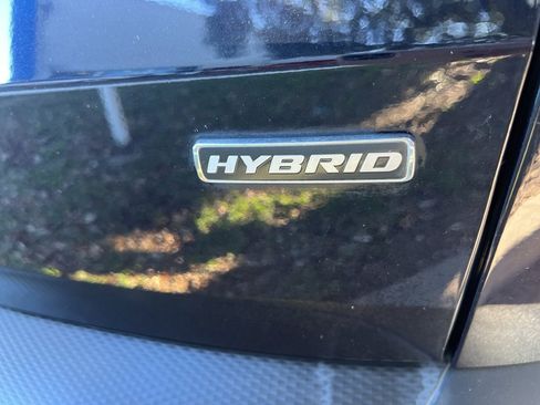 Used 2021 Ford Escape SE w/ SE Sport Appearance Package image 15