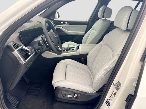 New 2026 BMW X5 xDrive40i AWD/4WD image 18