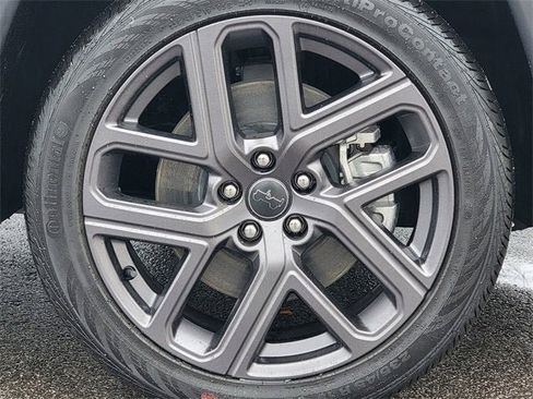 New 2026 Jeep Compass Limited image 17