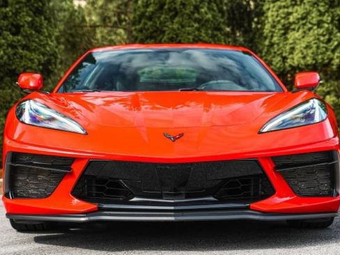 Used 2021 Chevrolet Corvette Stingray Coupe w/ Z51 Performance Package RWD image 21