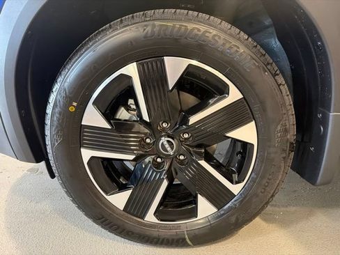 New 2026 Nissan Kicks SV w/ SV Premium Package AWD/4WD image 29