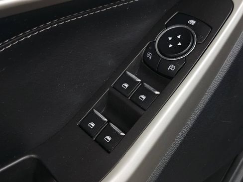 Used 2023 Ford Explorer XLT w/ Equipment Group 202A AWD/4WD image 28
