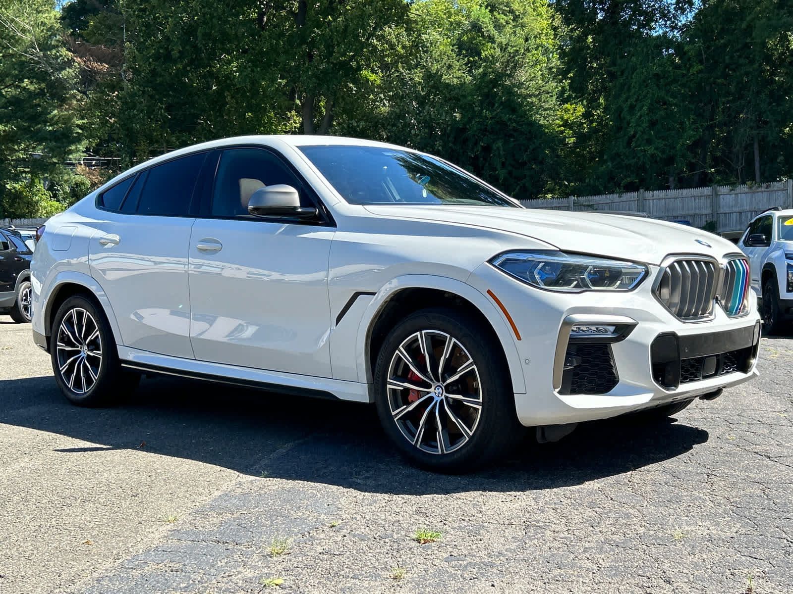Used 2021 BMW X6 M50i w/ Executive Package AWD/4WD image 1