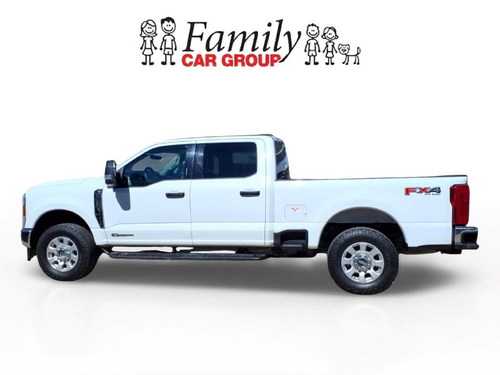 Used 2024 Ford F250 XLT w/ FX4 Off-Road Package AWD/4WD image 2