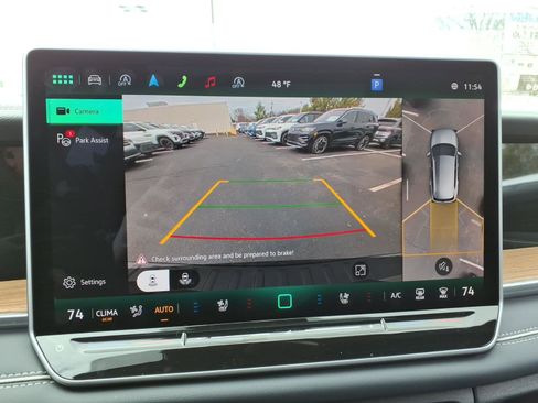 New 2026 Volkswagen Tiguan SEL R-Line image 15