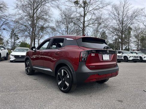 New 2026 Nissan Kicks SR image 5