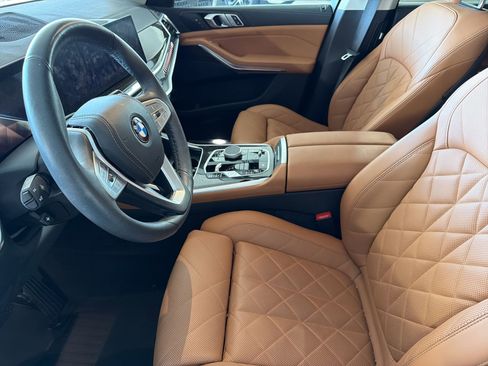 Certified 2024 BMW X7 xDrive40i AWD/4WD image 4