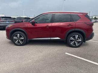 Used 2022 Nissan Rogue SL w/ SL Premium Package FWD video 2