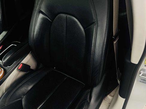 Used 2017 Chrysler Pacifica Touring-L Plus w/ Advanced Safetytec Group FWD image 14