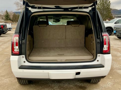Used 2019 GMC Yukon XL SLT w/ Open Road Package image 24