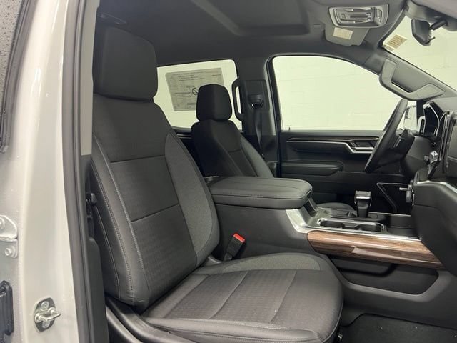 New 2026 Chevrolet Silverado 1500 RST AWD/4WD image 23