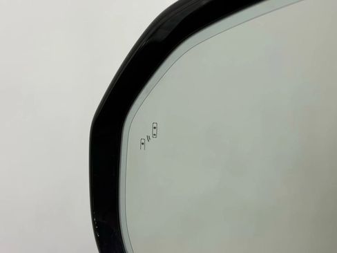 Used 2022 Rivian R1T Launch Edition image 11