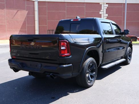 Used 2025 RAM 1500 Big Horn AWD/4WD image 36