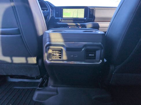 Used 2022 GMC Sierra 1500 Elevation image 30